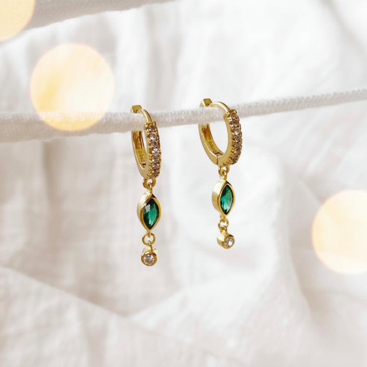 Pendientes de aro de cristal con colgante verde - ALICIA&