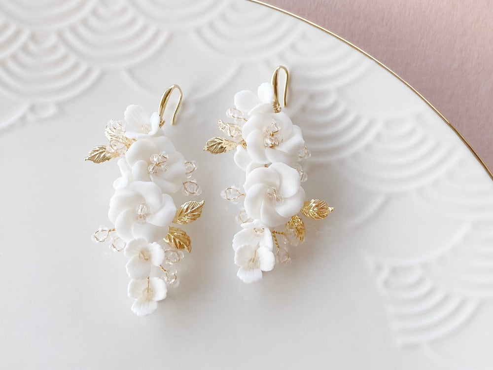 Welche Ohrringe passen zu meinem Brautkleid? Braut Schmuck von Alicia's Diary