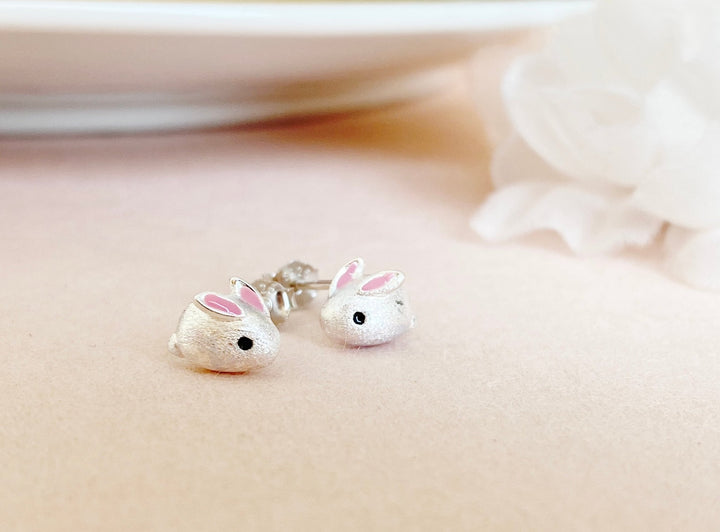 Hasen Ohrstecker für Kinder aus 925 Sterlingsilber mit gebürsteter Oberfläche - ALICIA'S DIARY