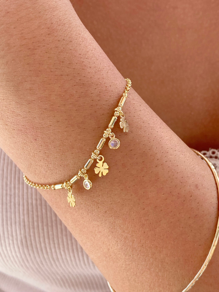 Schmuck Armband mit Kleeblättern - Geschenk mit Bedeutung von Alicia's Diary