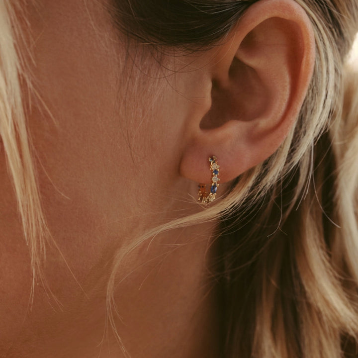Small gold hoop earrings with blue stones in gold-plated 925 silver, jewelry for young women