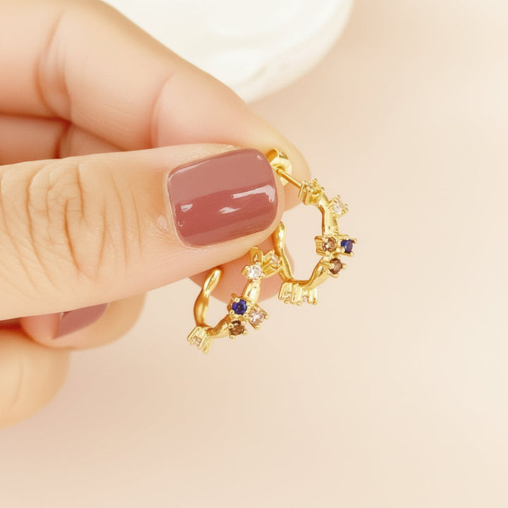 Pendientes de aro de oro con piedras de plata de colores