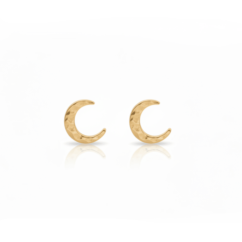 Goldene Ohrstecker mit Monden, gehämmerte Ohrringe, Schmuck aus 925 Silber, minimalistische Motiv Ohrstecker