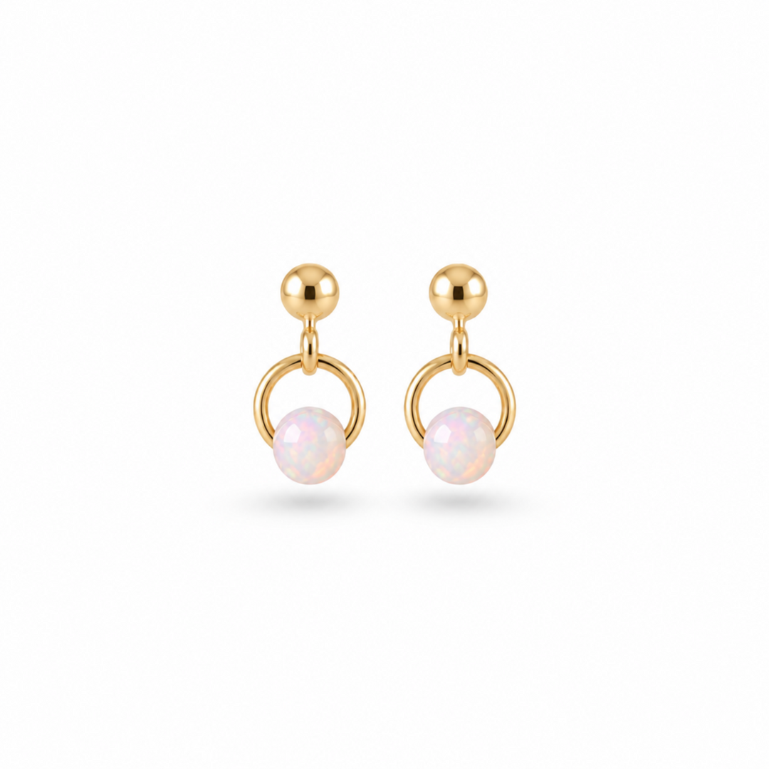 Kleine Gold Ohrstecker mit Stein für zweites Ohrloch, boho Ohrstecker mit rosa Perle hängend, mini Ohrringe im Boho Style