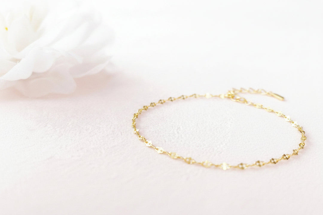 Delicate bracelet - Alicia&