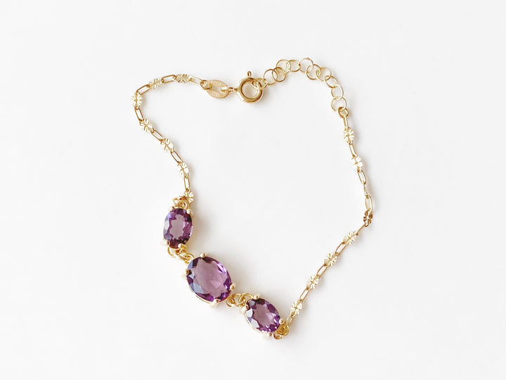 Vergoldetes Silber Armband mit Kristall Anhängern von Alicia's Diary