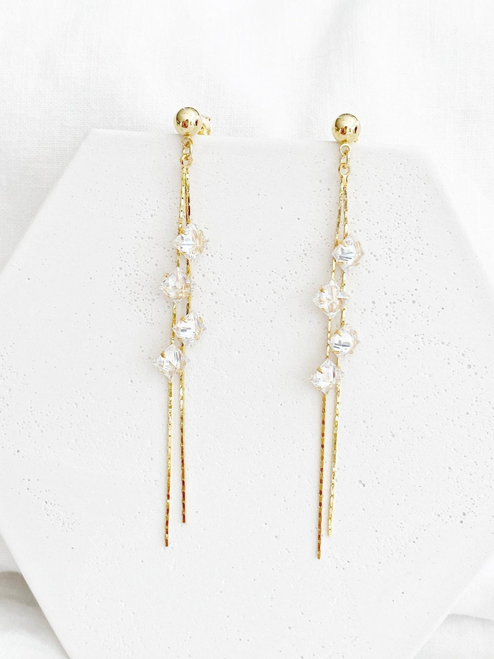 Lange Ketten Ohrringe Brautschmuck von Alicia's Diary