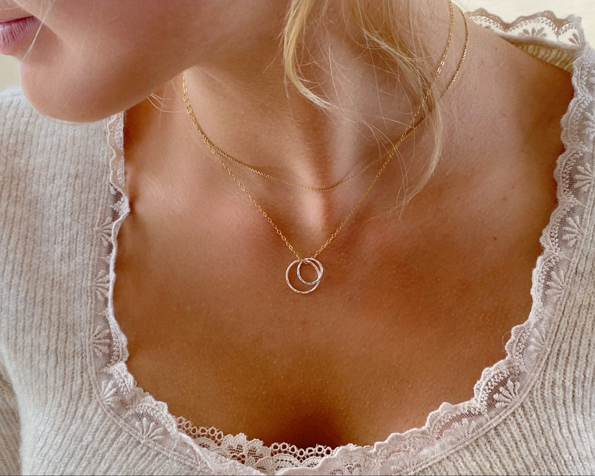 Schmuck Geschenk Liebes Versprechen, Kette mit zwei Ringen von Alicia's Diary