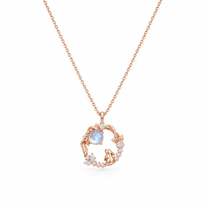 Rosévergoldete Halskette mit Mond und Hase, hochwertiger Kinderschmuck aus vergoldetem Silber