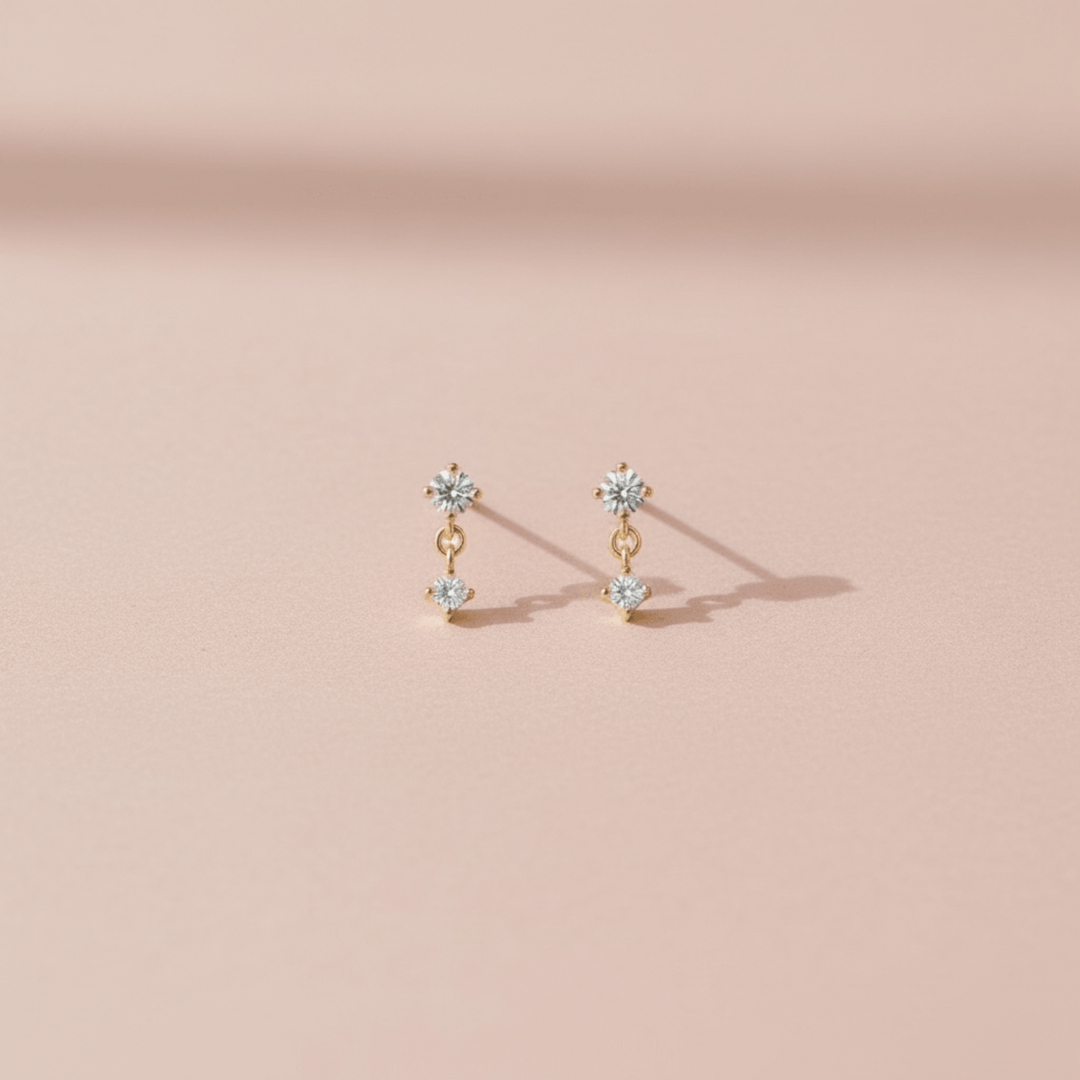 Mini Ohrstecker Gold aus Silber 925, schlichte Ohrringe Gold mit Stein, hängend, hautfreundliche Ohrringe Piercings kaufen