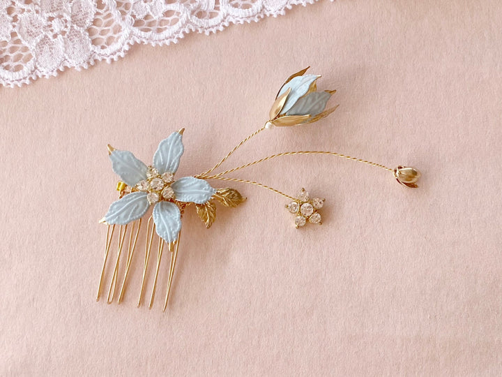 Zarter Hochzeits Haarschmuck, Natur Braut, Gartenparty, JGA, goldener Schmuck, Etwas Blaues von Alicia's Diary