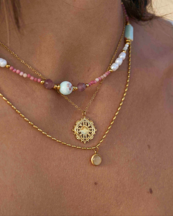 Kugel Halskette aus antiallergenem Edelstahl mit Edelstein Anhänger, wasserfest, Sommerschmuck, ideal für Halsketten Stack