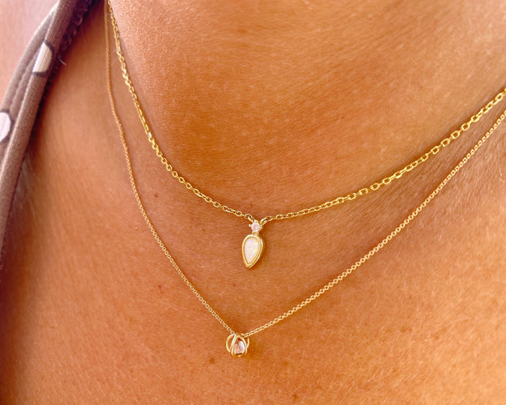 Opal Halskette Gold mit tropfenförmigem Anhänger und Zirkon - ALICIA'S DIARY®