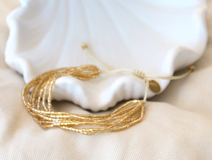 Fertiges Miyuki Perlenarmband kaufen, Boho Armband mit Glasperlen für junge Frauen von Alicia's Diary