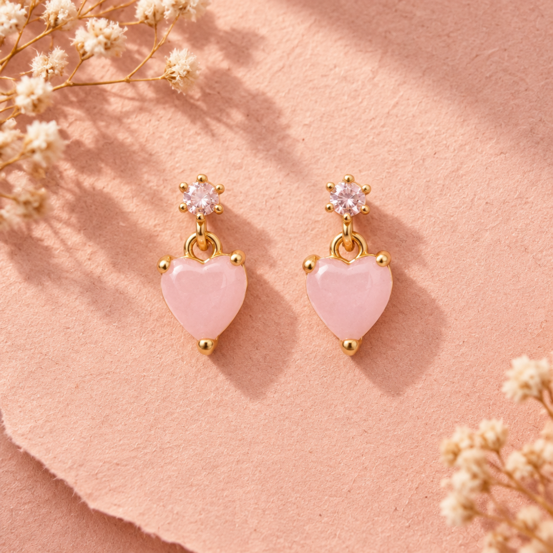 Kurze Hängeohrringe, erste Ohrringe für Mädchen, goldene Ohrstecker mit rosa Herzen und Glitzersteinen aus vergoldetem 925 Silber
