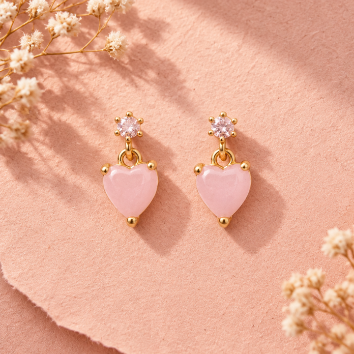 Kurze Hängeohrringe, erste Ohrringe für Mädchen, goldene Ohrstecker mit rosa Herzen und Glitzersteinen aus vergoldetem 925 Silber