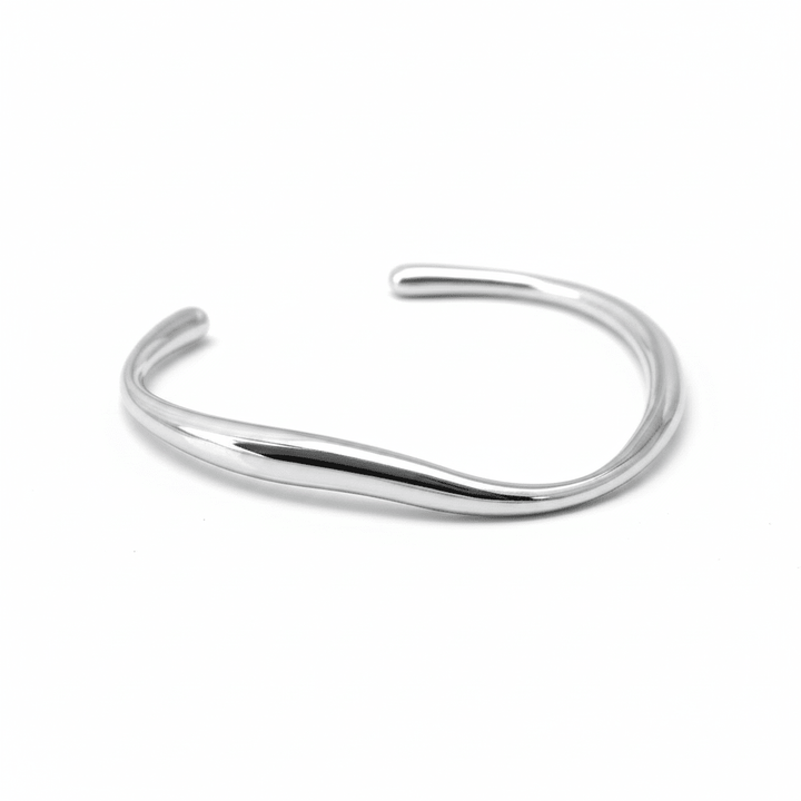 Massive versilberte Armspange aus 925 Silber, organischer Schmuck für junge Frauen, Schmuck Online Shop