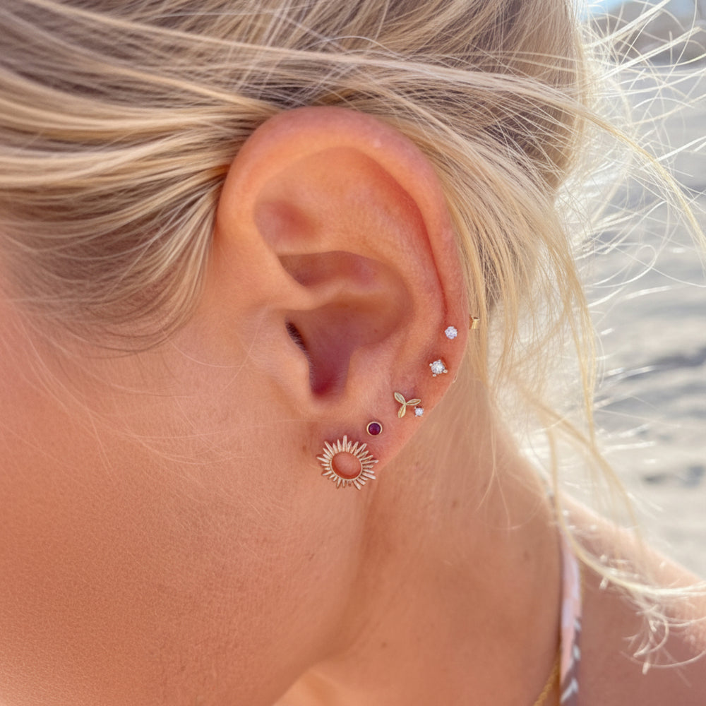 Sun-shaped stud earrings in rose gold made of genuine 925 sterling silver, handcrafted from precious metals, hypoallergenic boho-style stud earrings - Alicia's Diary