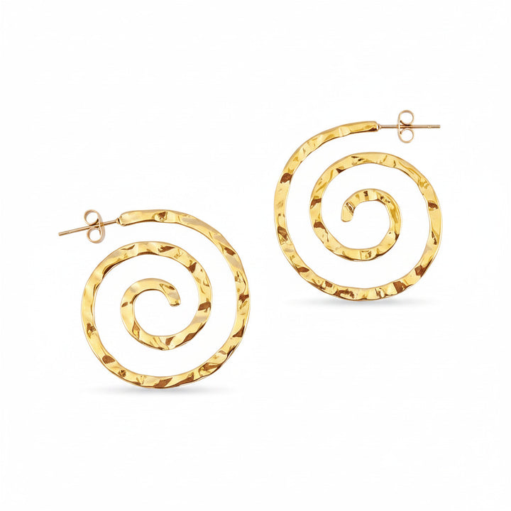 Hammered stainless steel earrings in gold, beautiful waterproof jewelry from the jewelry brand Alicia&