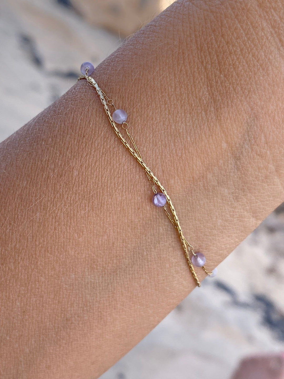 Hauchzartes Perlenarmband - ALICIA'S DIARY®