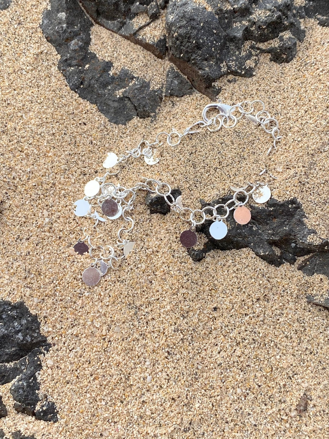 Plättchenarmband silber für Damen, junge Frauen, Strand urlaub, Sommerschmuck für junge Frauen von Alicia's Diary